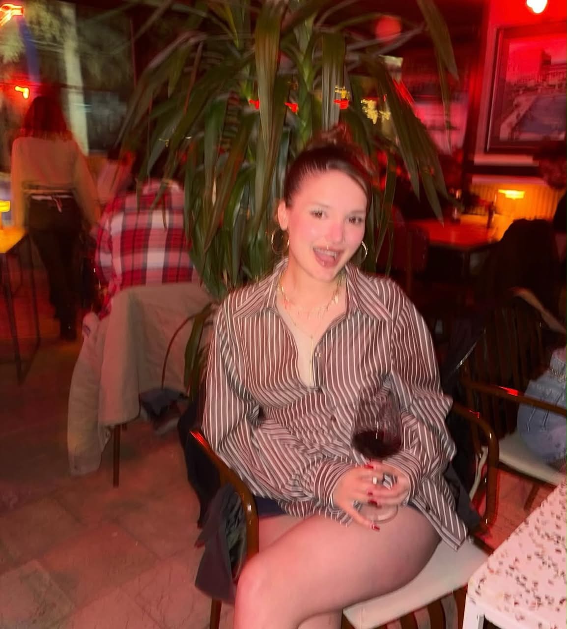 Yalı Sadık Kadın Escort Bayan Sultan