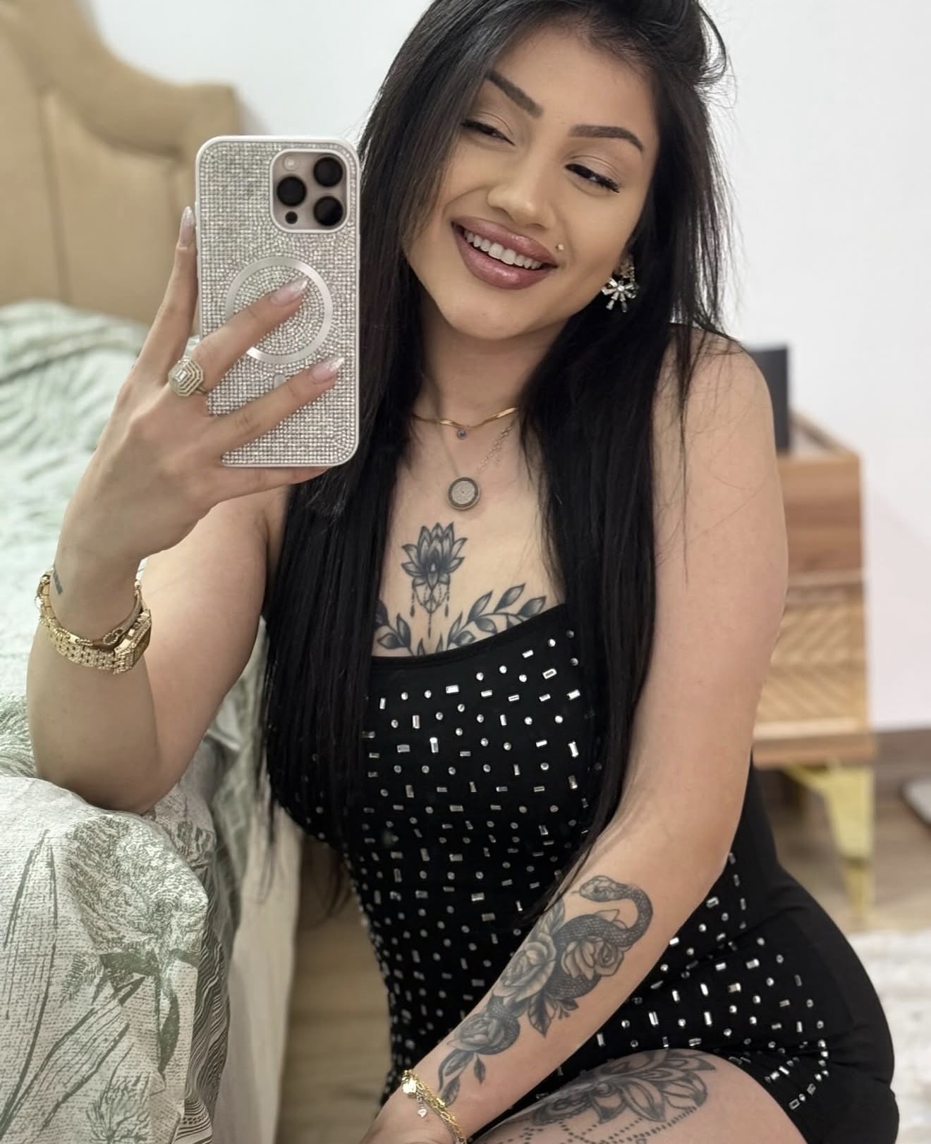 Yolaşan Estetik Partner Bayan Escort Alda